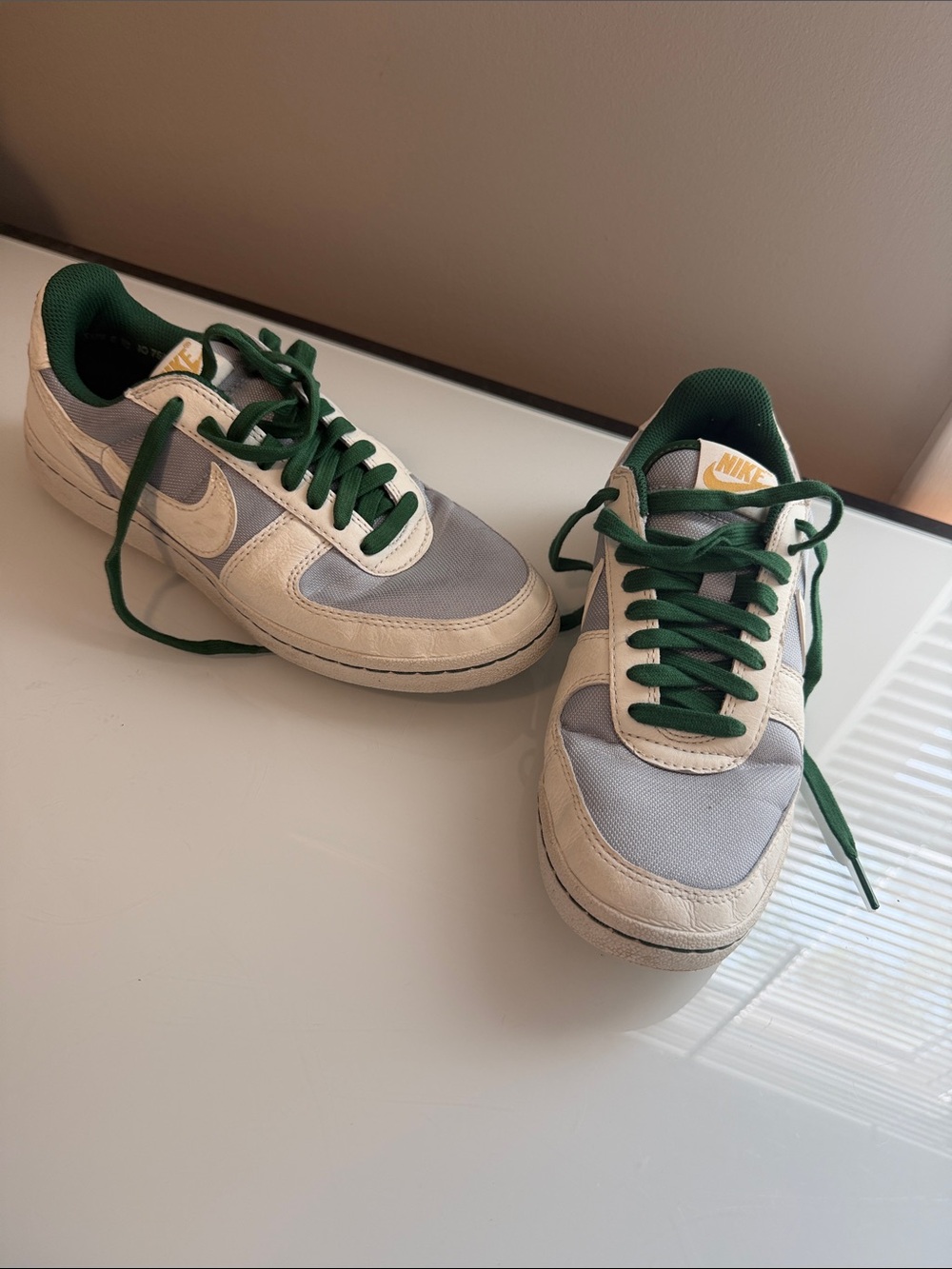 Nike Low-Top Sneakers in Gray, Cream & Green